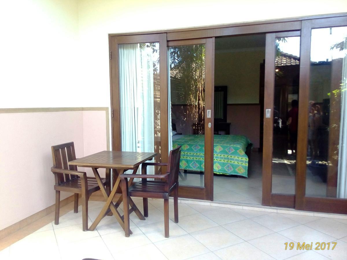 Pondok Alit Resort Seminyak Buitenkant foto