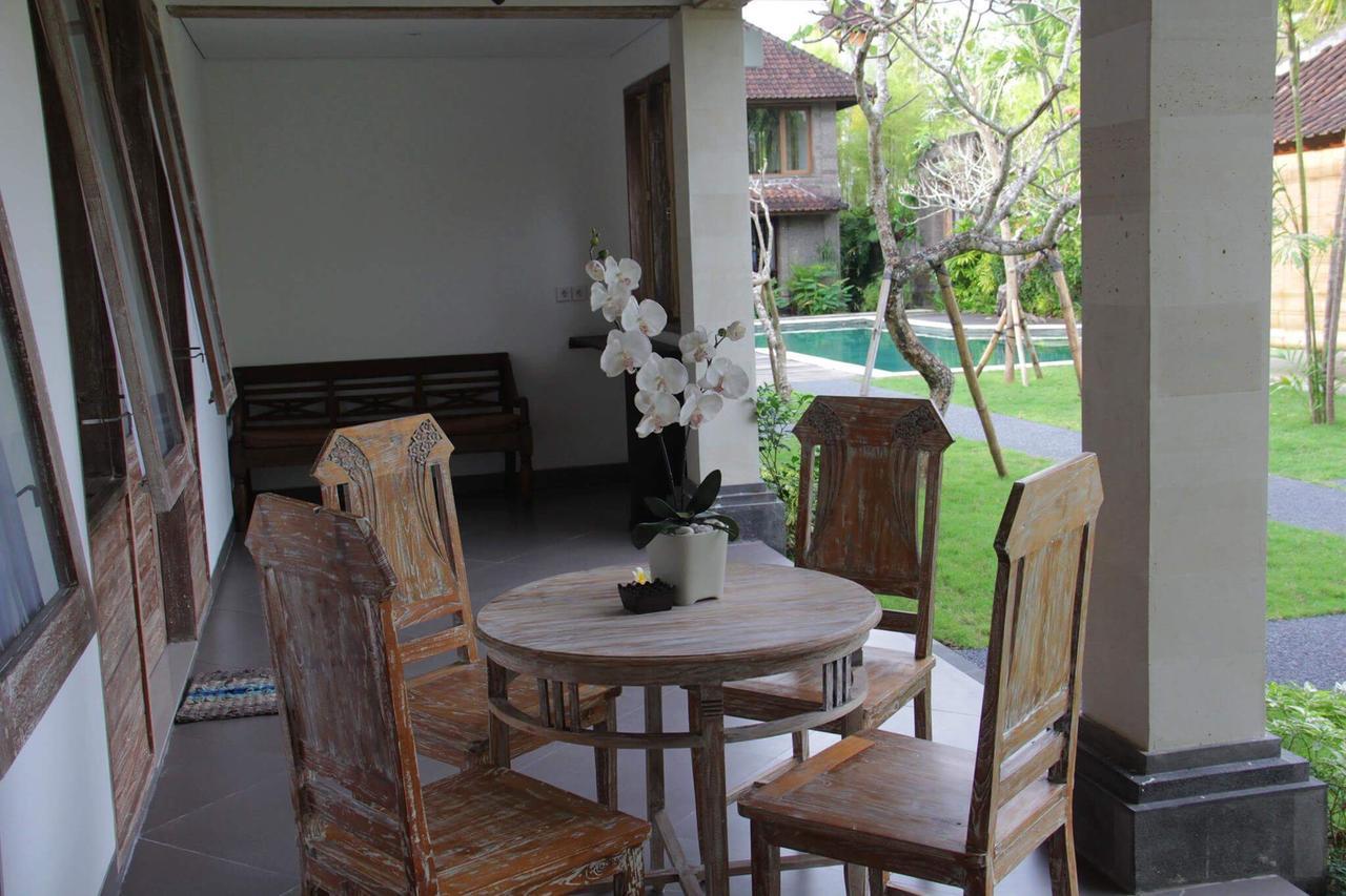 Pondok Alit Resort Seminyak Buitenkant foto