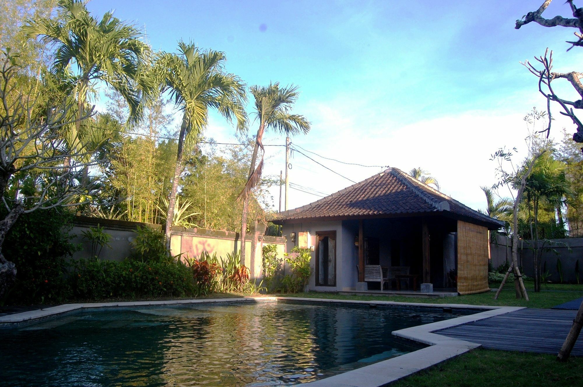 Pondok Alit Resort Seminyak Buitenkant foto